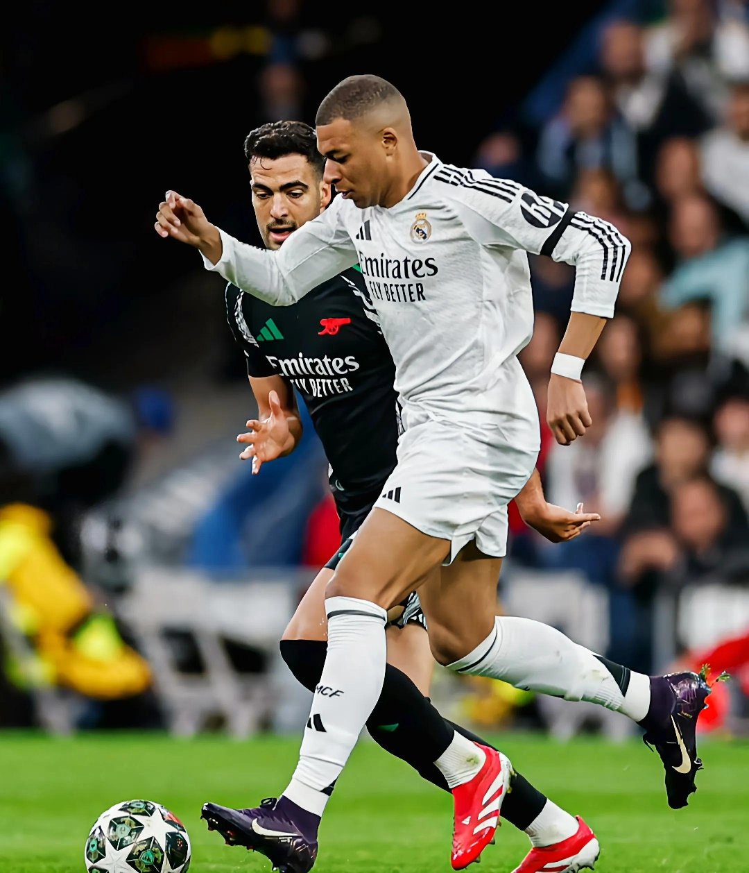 天博官网注册包含欧冠赛程吃紧，皇家马德里集结日止住颓势，球迷炸锅，轮换策略成焦点的词条